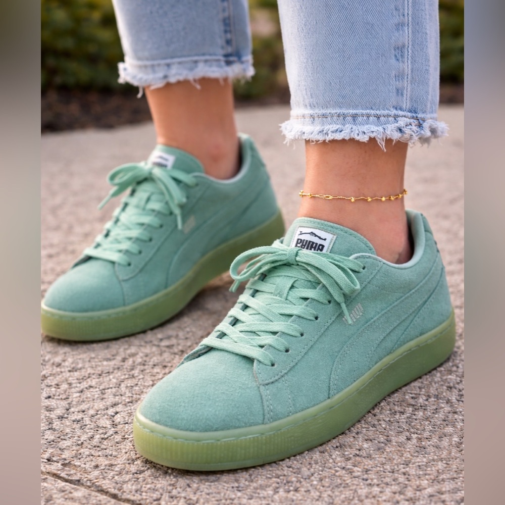 Puma Suede Classic Mint Green Iced Sole Sneakers Size US 6.5C Translucent Sole